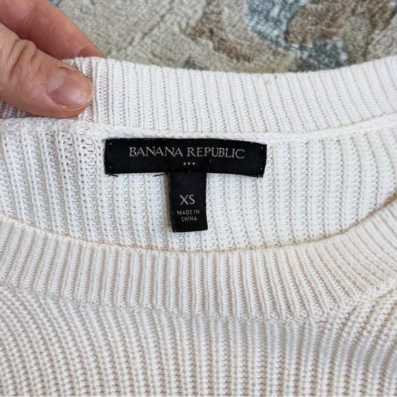 Banana Republic puffy sleeve sweater, very soft cream color xs - Picture 3 of 8